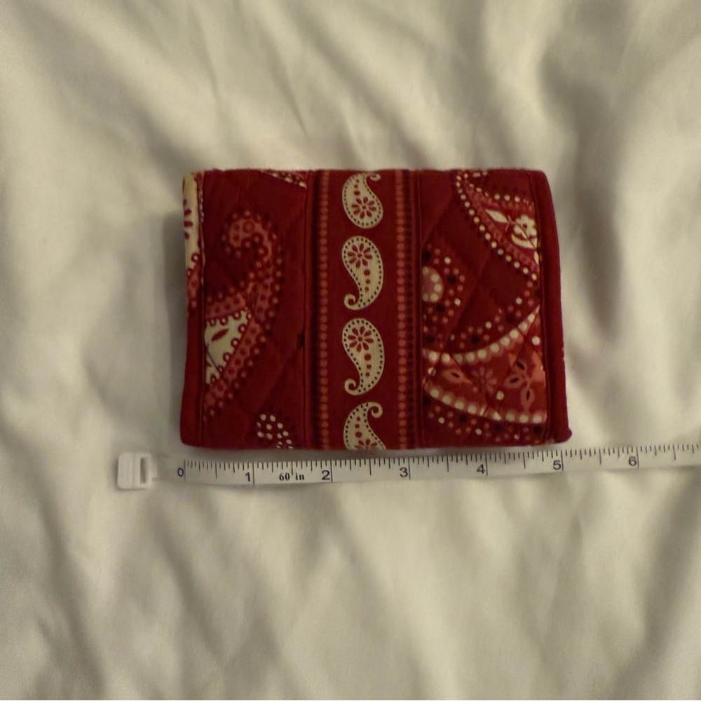 Vera Bradley Mesa Red Quilted Trifold Wallet - Picture 4 of 5